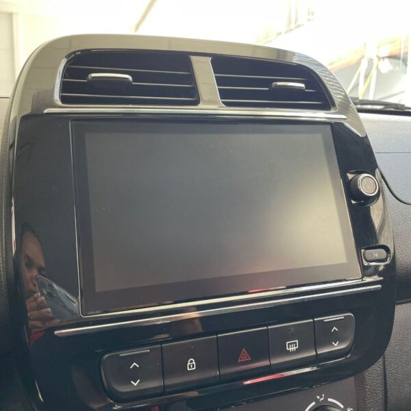 KWID OUTSIDER 1.0 Flex 12V 5p Mec. - Imagem 13