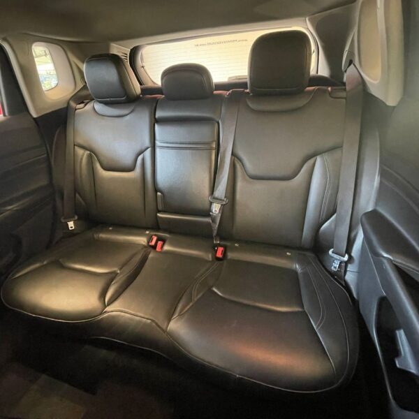 COMPASS LONG. T270 1.3 TB 4x2 Flex Aut. - Imagem 13