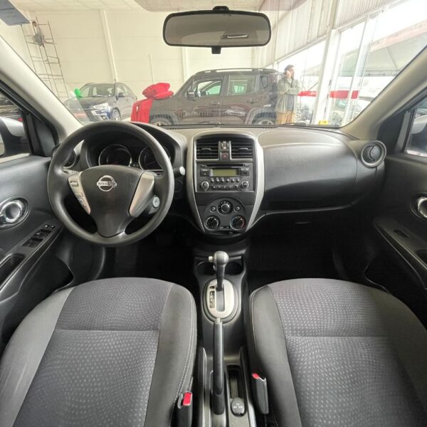 VERSA SV 1.6 16V FlexStart 4p Aut. - Imagem 8
