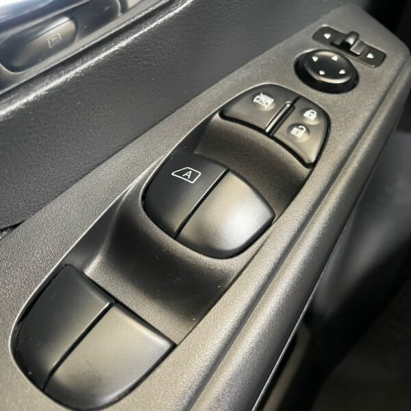 KICKS Sense 1.6 16V Flex Aut. - Imagem 15